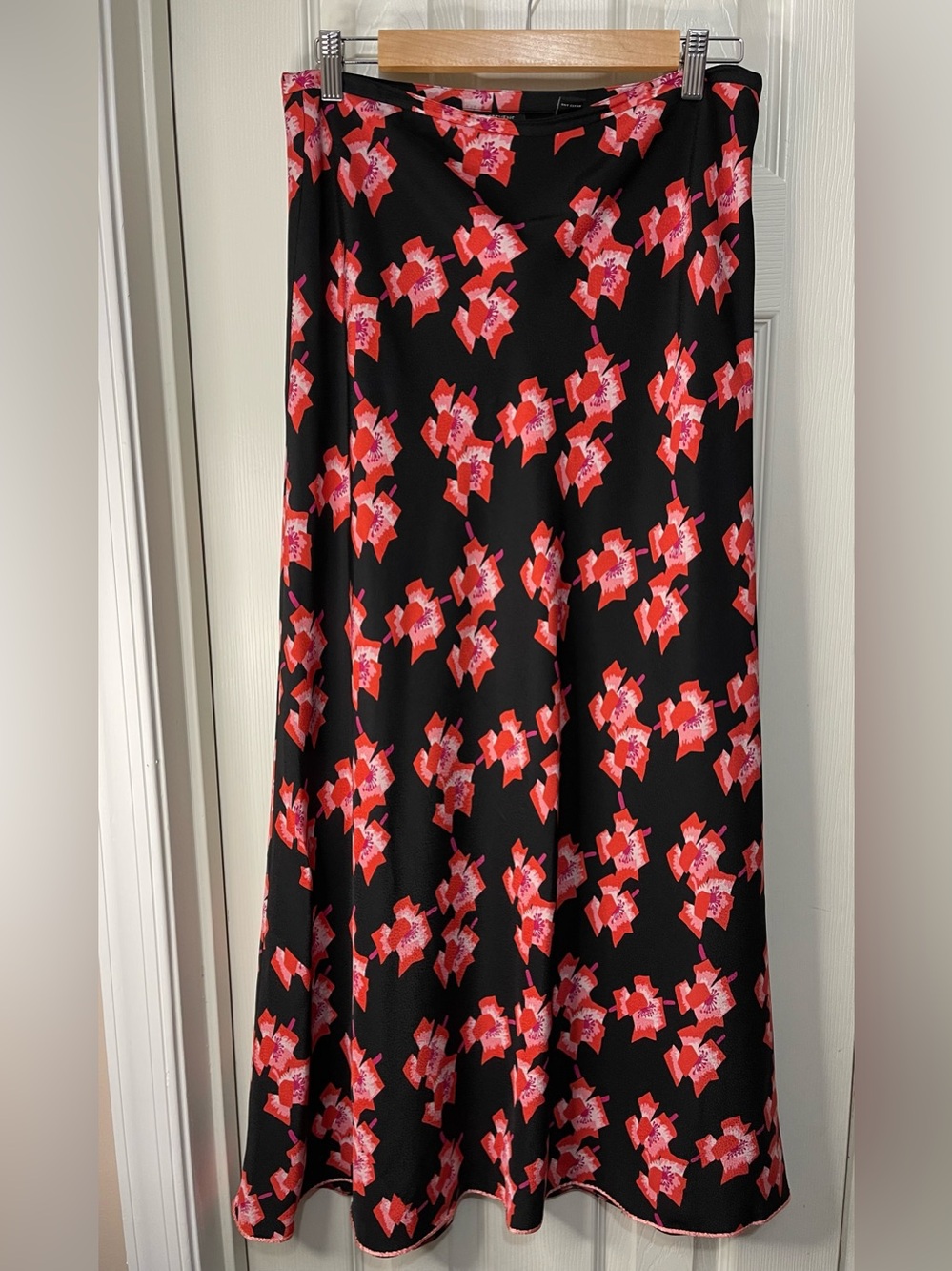 Vintage Black Red Floral Silk Y2K Whimsical Maxi Skirt lined 10